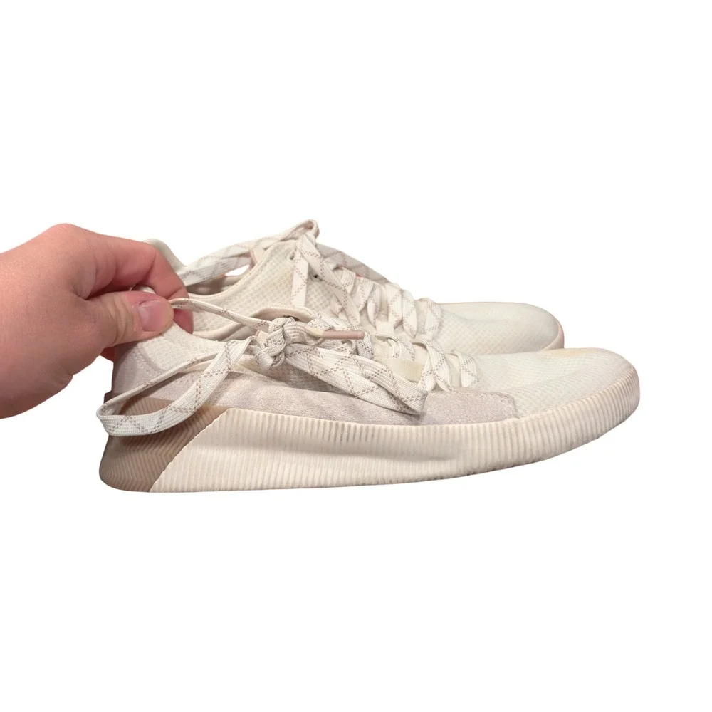 Sorel‎ Out N About III Low Waterproof Sneakers Sea Salt Fawn Tan Mesh Suede